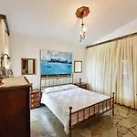 빌라 Azure Coast Seafront Retreat