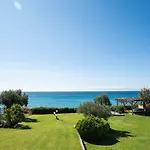 Azure Coast Seafront Retreat 몰라 칼리바