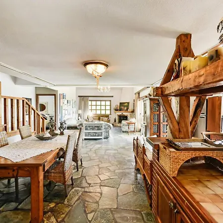 Azure Coast Seafront Retreat *