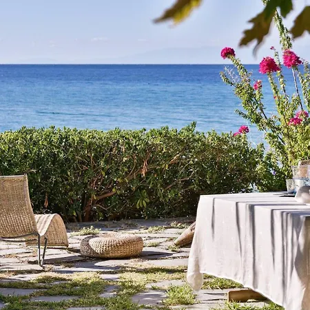 Villa Azure Coast Seafront Retreat Mola Kalyva