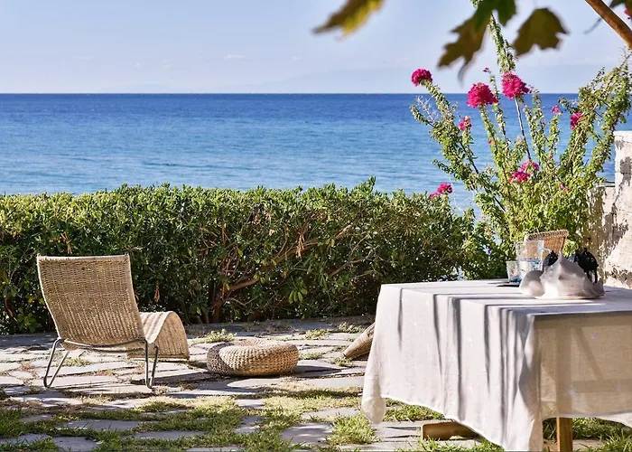 Villa Azure Coast Seafront Retreat Mola Kalyva