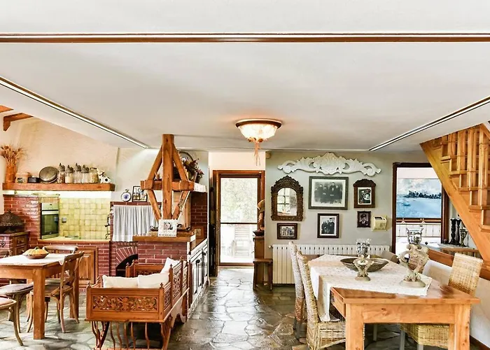 Villa Azure Coast Seafront Retreat *