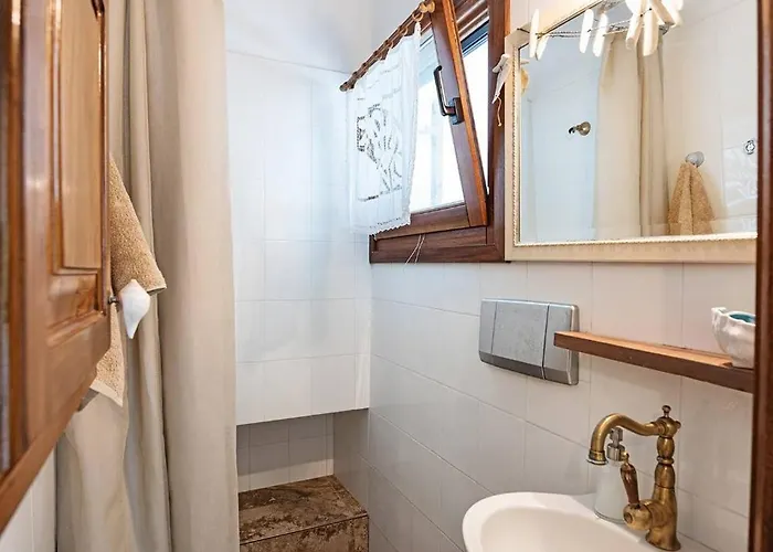 Villa Azure Coast Seafront Retreat Mola Kalyva