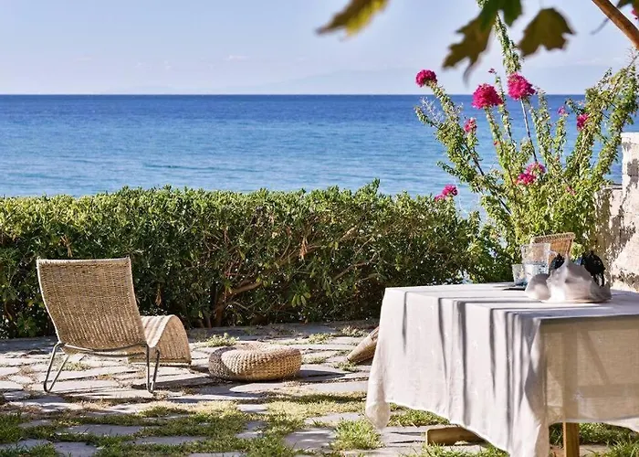 Azure Coast Seafront Retreat Mola Kalyva