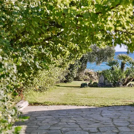 Villa Azure Coast Seafront Retreat Mola Kalyva