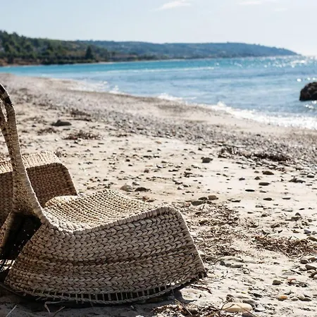 Azure Coast Seafront Retreat Villa Mola Kalyva