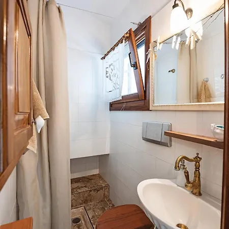 Villa Azure Coast Seafront Retreat Mola Kalyva