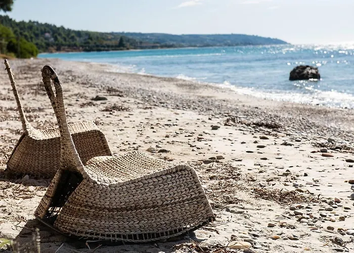 Azure Coast Seafront Retreat 别墅 莫拉卡里瓦